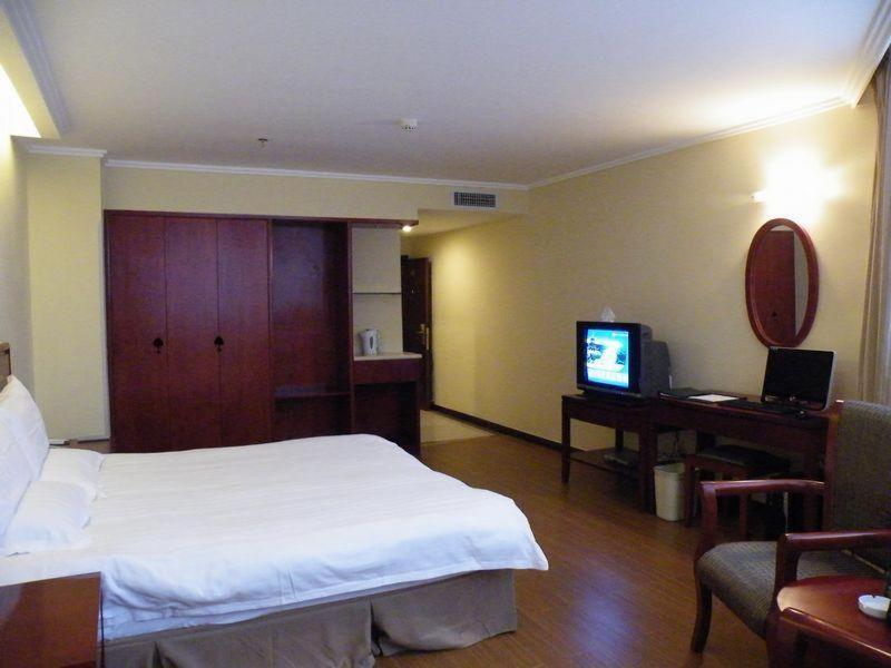 Greentree Inn Guiyang Penshuichi Business Hotel Zimmer foto