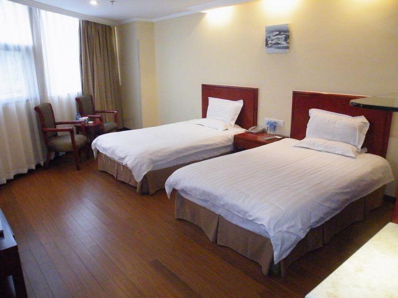 Greentree Inn Guiyang Penshuichi Business Hotel Zimmer foto