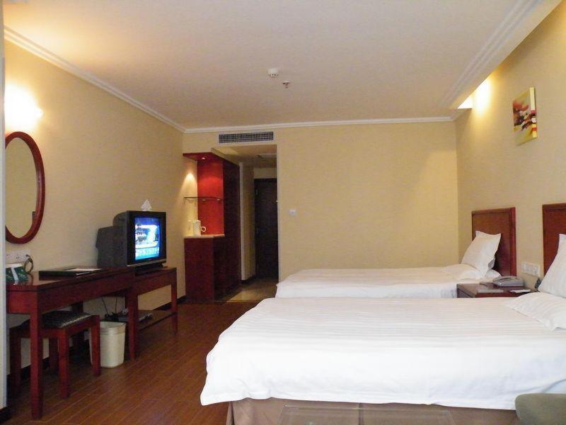 Greentree Inn Guiyang Penshuichi Business Hotel Zimmer foto
