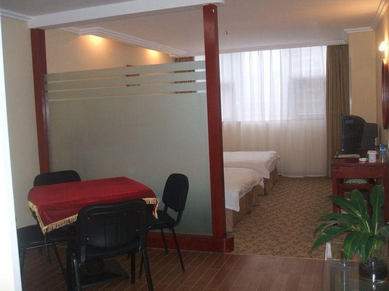 Greentree Inn Guiyang Penshuichi Business Hotel Exterior foto